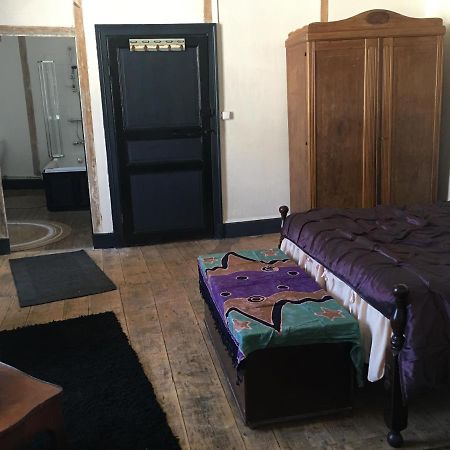 Townhouse 26 Chambres D'Hotes Civray Hotel Esterno foto